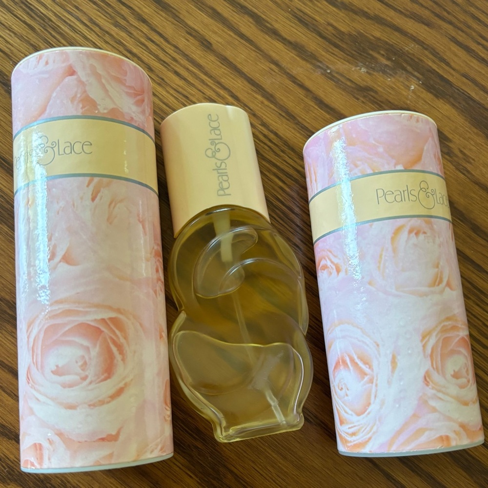Avon Pearls & Lace Fragrance - Elegant Gold